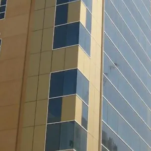 Al Majarah 1 2*, الشارقة الإمارات العربية المتحدة