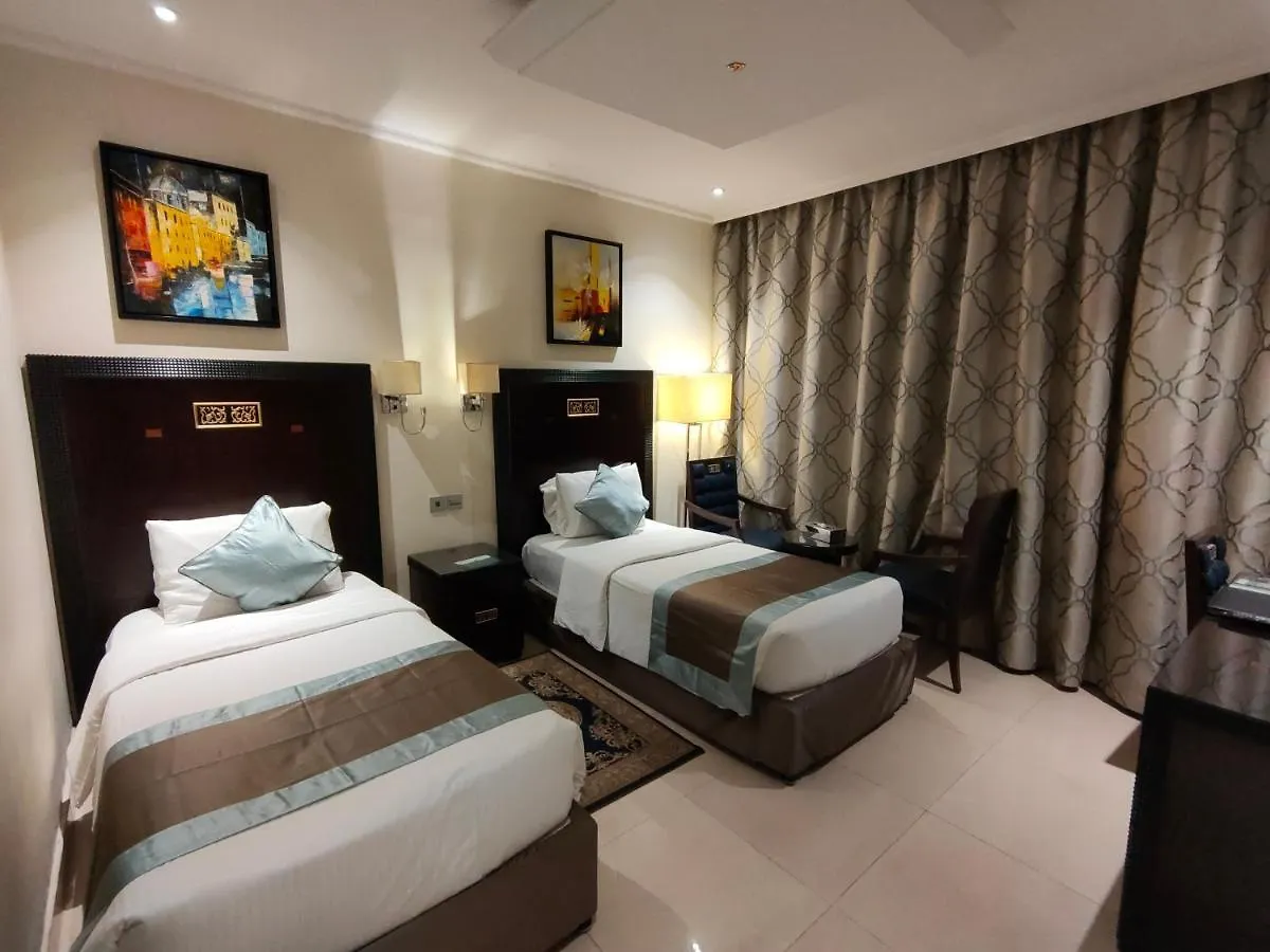 Smana Hotel Al Raffa Dubai 3*,