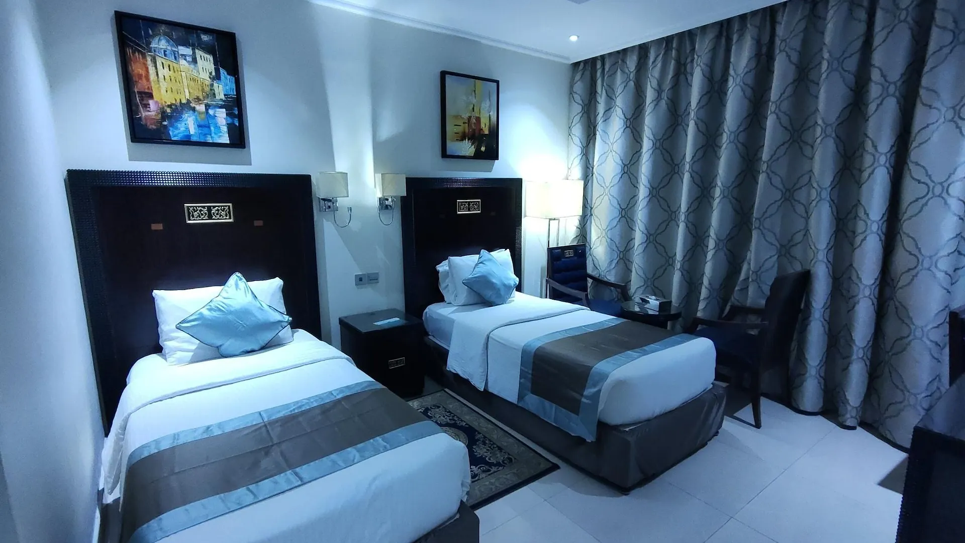 Smana Hotel Al Raffa Dubai 3*,