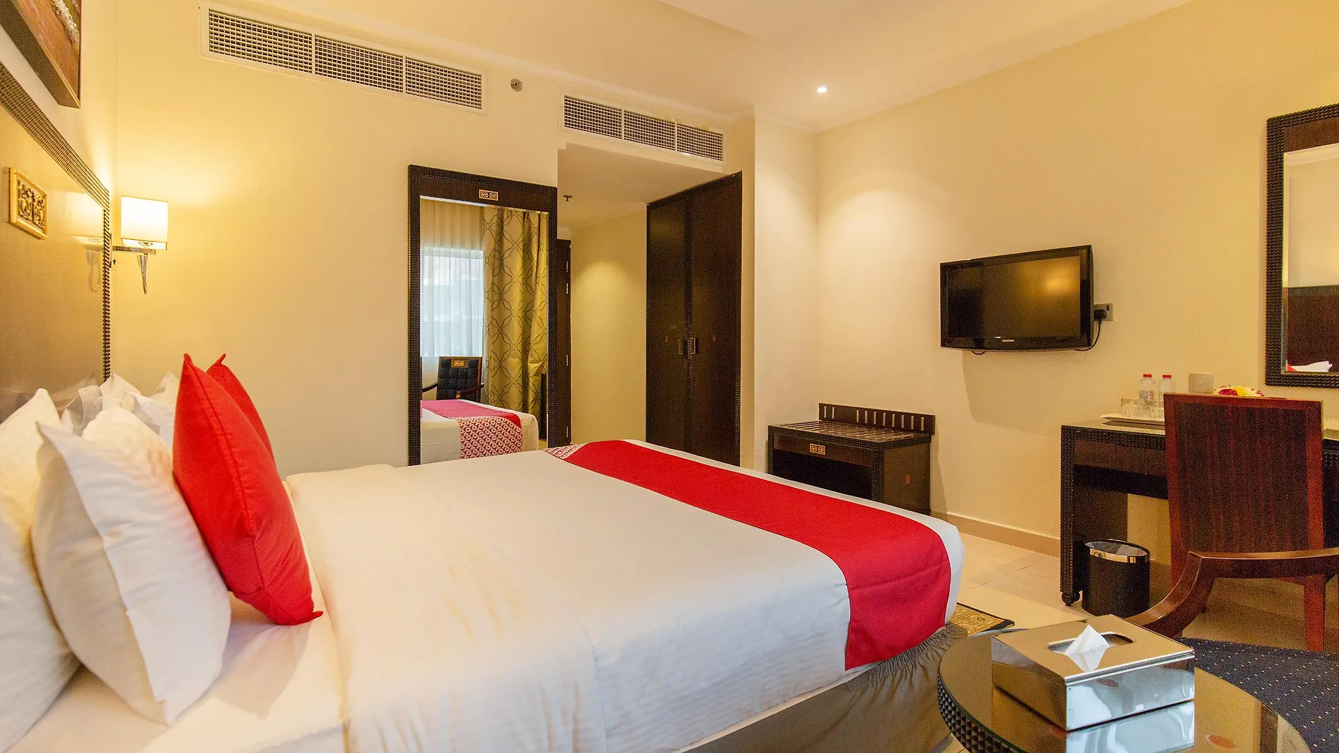 Smana Hotel Al Raffa Dubai