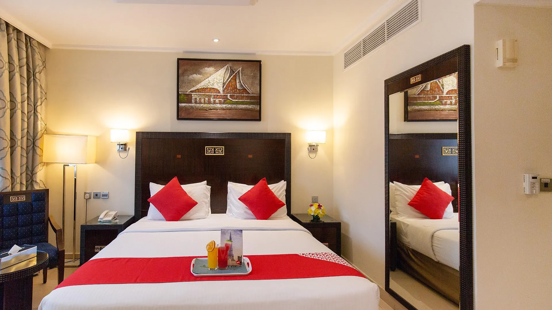 Smana Hotel Al Raffa Dubai