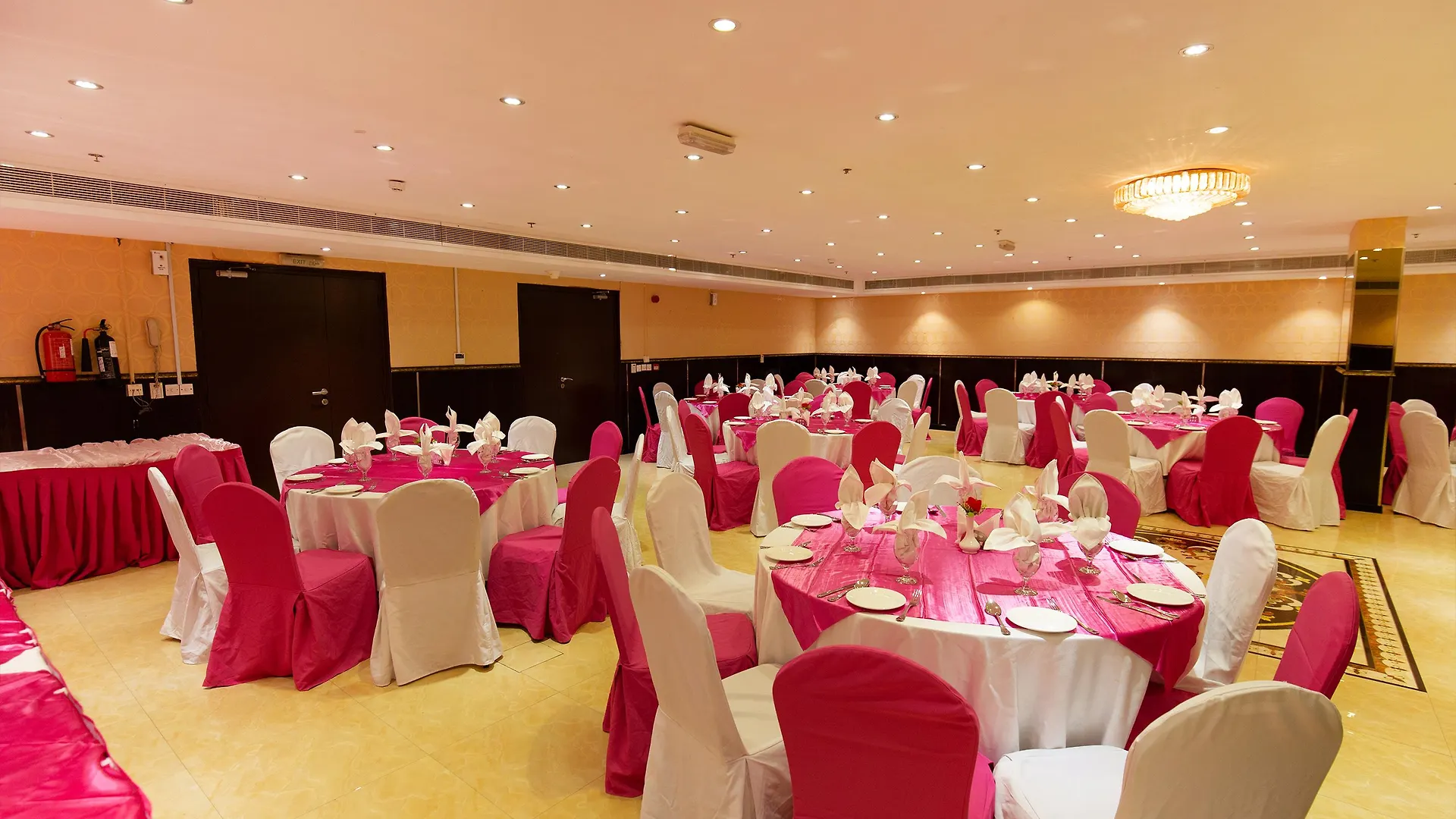 Smana Hotel Al Raffa Dubai