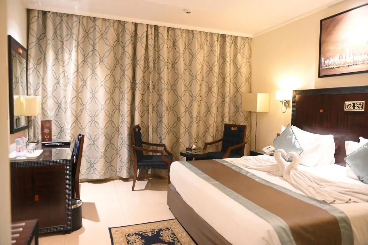Smana Hotel Al Raffa Dubai 3*,
