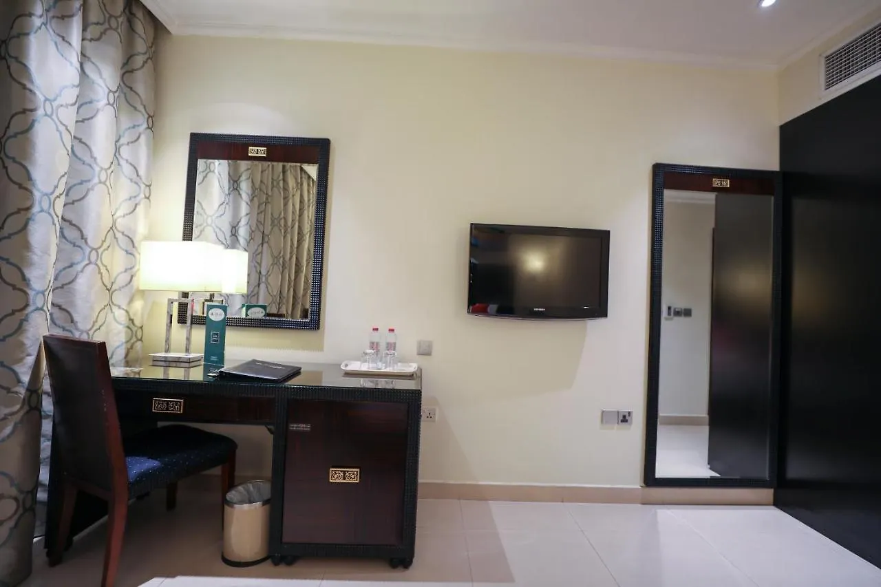 Smana Hotel Al Raffa Dubai